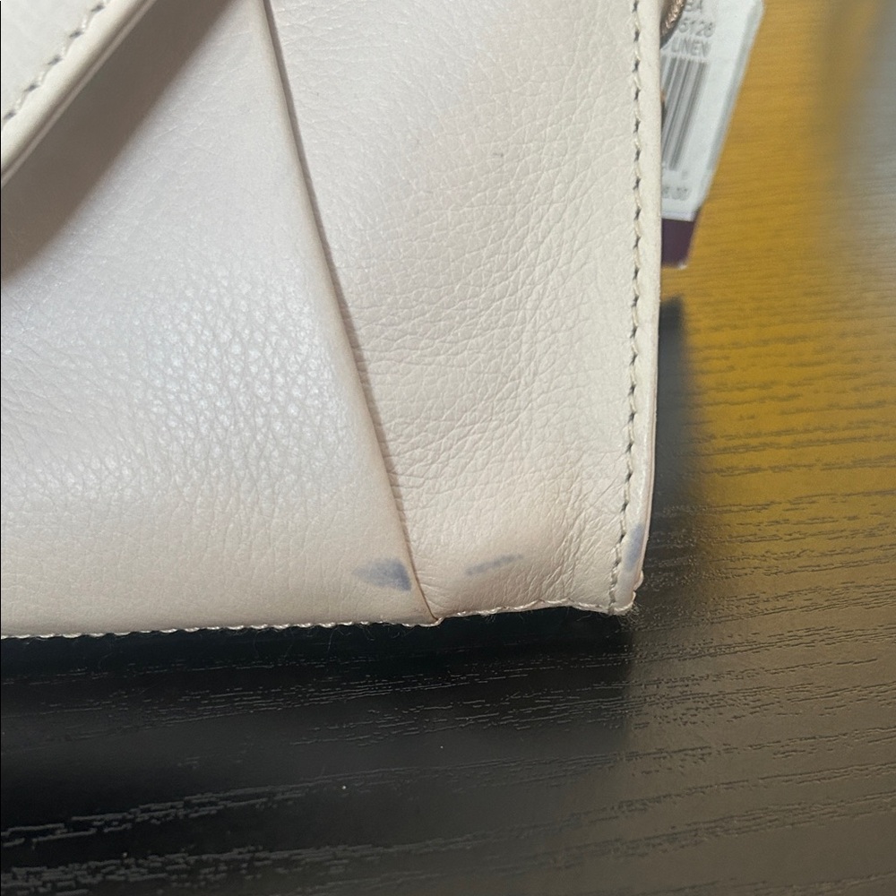 Elliott Lucca Cream Leather Clutch with Gold Chain - Picture 6 of 16